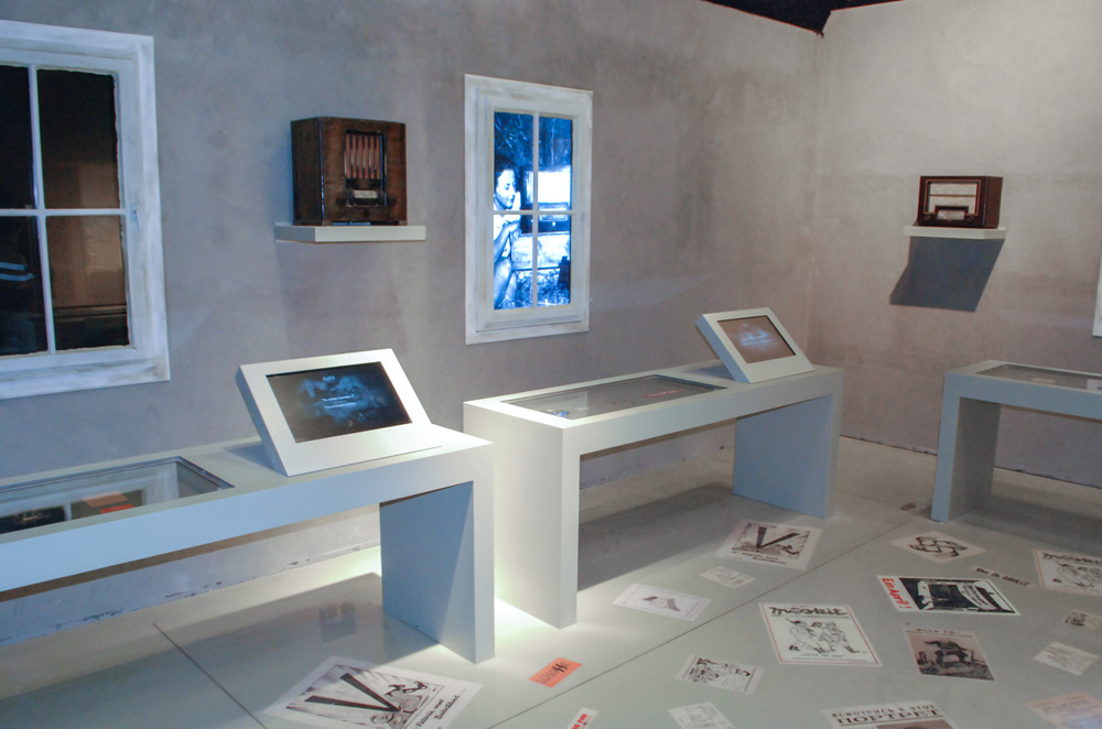 Jak przygotować projekt scenografii multimedialnej, która wykorzystuje ekrany dotykowe